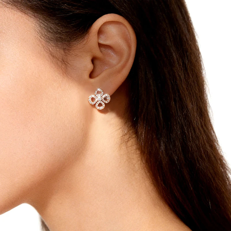 Flower Moissanite Stud Earrings in 925 Silver, 18k Plated