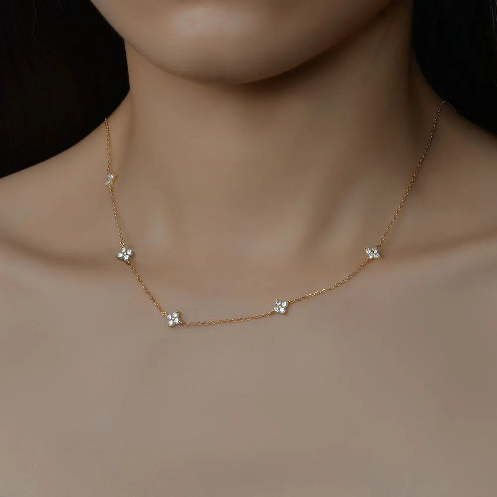 Four Leaf Clover Necklace, 2mm Stones in s925 Silver