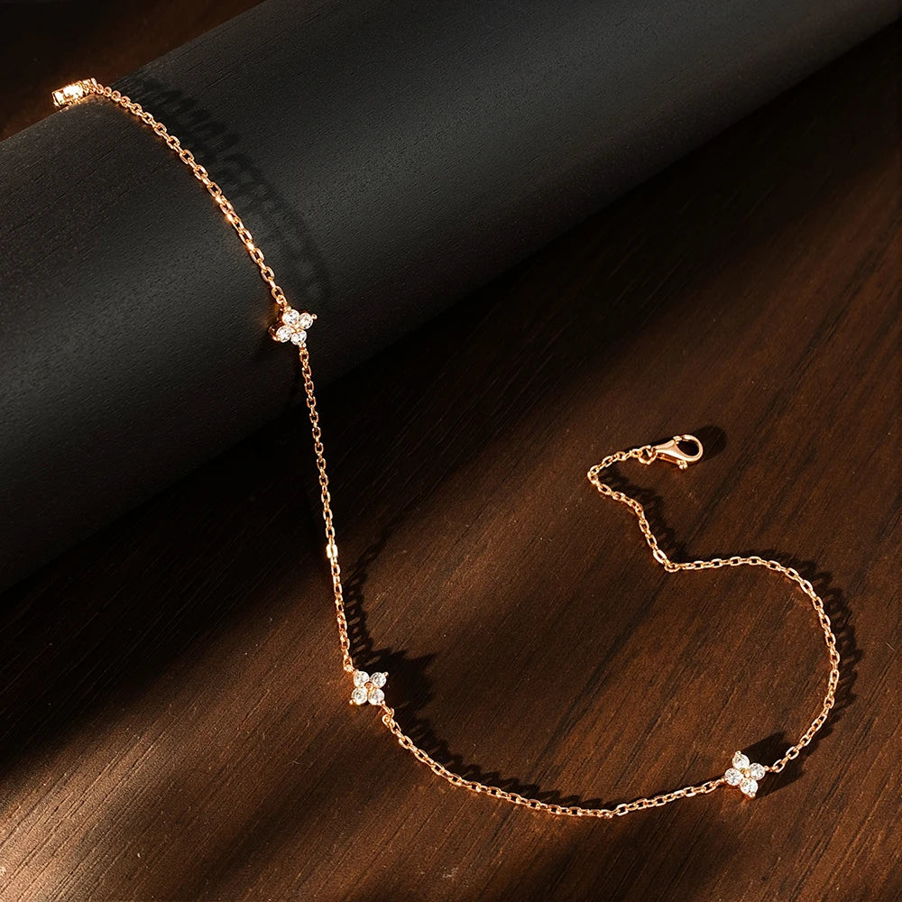Four Leaf Clover Necklace, 2mm Stones in s925 Silver