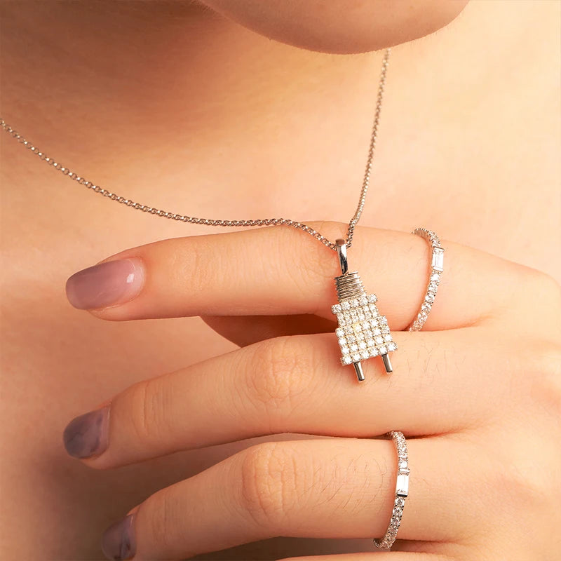 D VVS1 Moissanite Pendant Necklace in 925 Silver