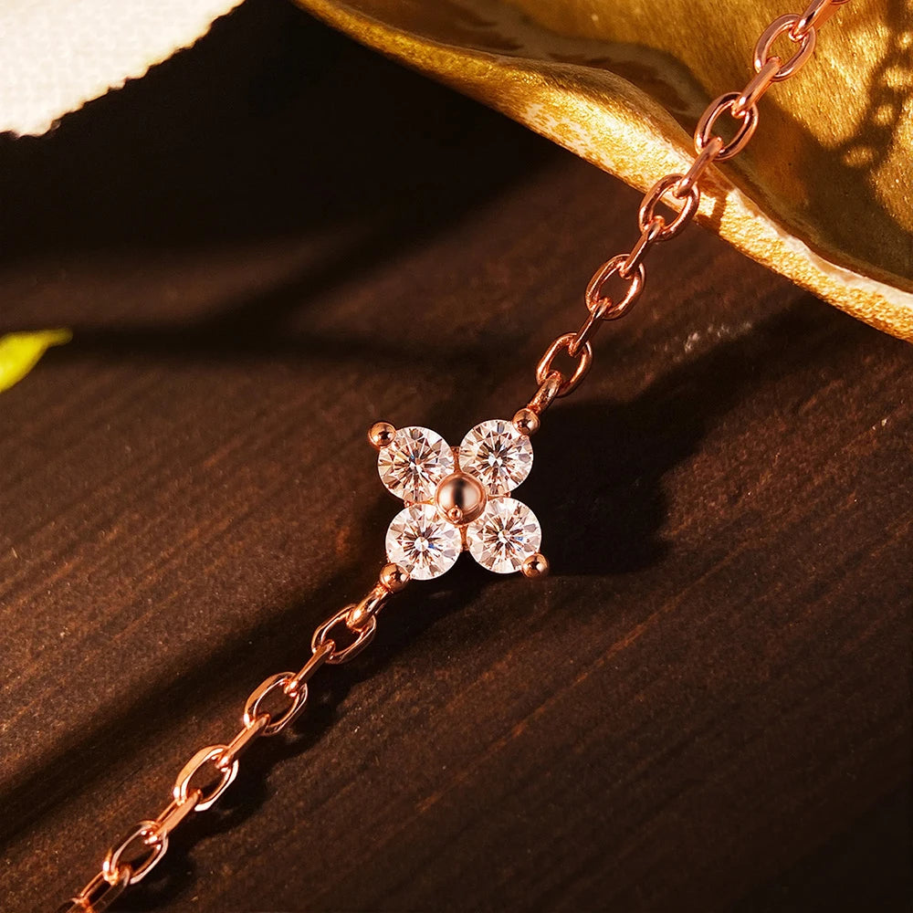 Four Leaf Clover Necklace, 2mm Stones in s925 Silver
