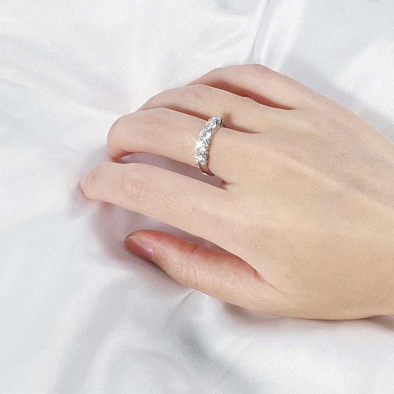 4mm Moissanite Ring, 1.5cttw D Colour in S925 Silver