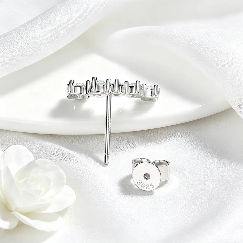 1.16cttw Gradient Moissanite Stud Earrings in 925